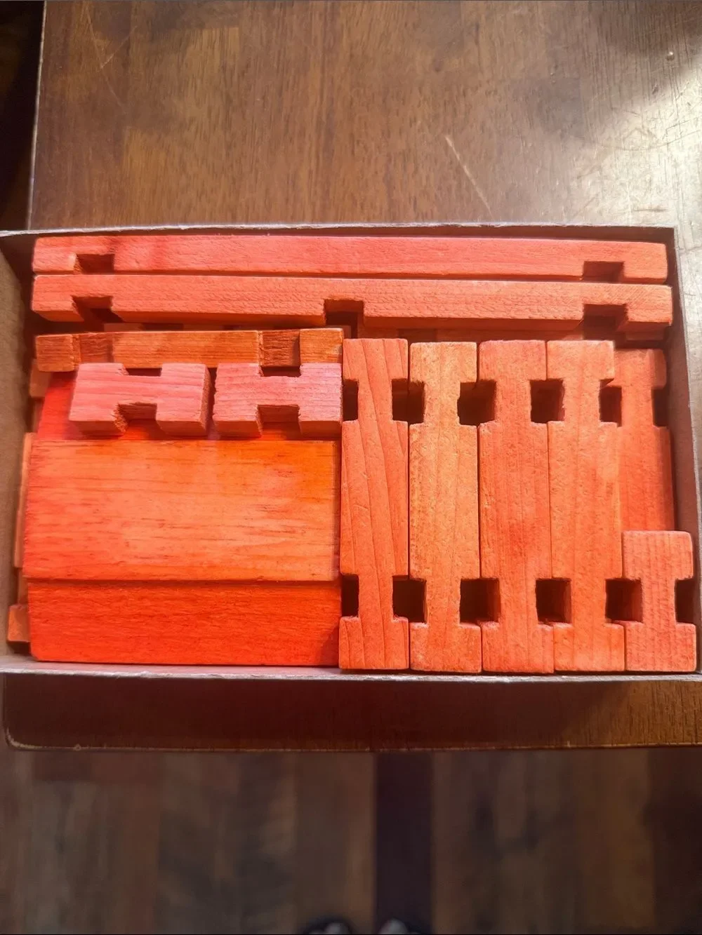 Log Building Set - The Fort (White/Green/Red) (5000A)